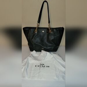 COACH  VINTAGE PEBBLE  LEATHER Black LARGE  Tote Bag W/ DUST BAG